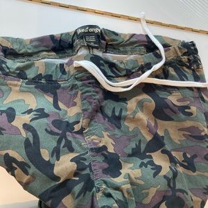 Like an Angel never worn camo stretch trouser joggers